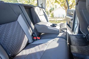TOYOTA TUNDRA SR5 CREWMAX 2017 D'OCCASION CÔTÉ GAUCHE/CÔTÉ DROIT - Product Image 2
