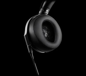 ACHETEZ MAINTENANT! Confort ultime pour les haut-parleurs industriels MDR-Z1R de 50 mm, pour un son précis et une isolation acoustique - WORLD EXPORTS - Product Image 3