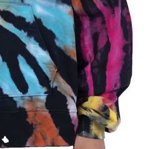 Sweat à capuche oversize pour homme en coton 100% imprimé numérique à effet tie-dye inversé et brodé, hiver 2026 - Product Image 4