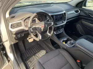 GMC Acadia AWD SLE 2023 - Product Image 2