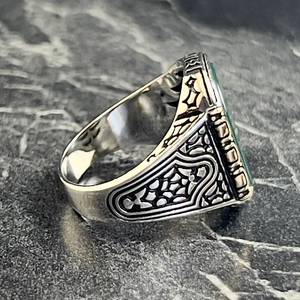 Anillo de Plata Hecho a Mano con Incrustaciones de Ágata Verde, Diseño Elegante, Anillo Grabado, Piedra de Ágata Natural Única, Idea de Regalo para Novio - Product Image 5