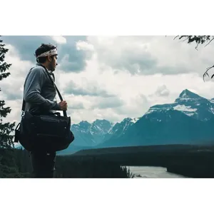Bolsa de Viaje Ecológica RPET Swiss Peak Voyager para Gadgets, Artículo Promocional - Product Image 3
