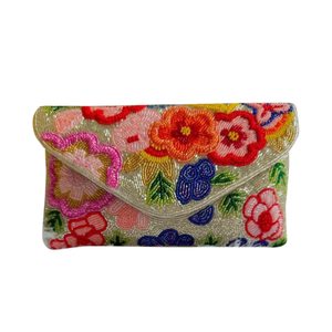 Pochettes de mariée de créateur artisanales avec broderie de perles en pierre de cristal parfaites pour les occasions spéciales et les événements sophistiqués - Product Image 1