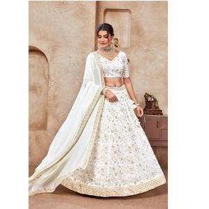 Tenue indienne traditionnelle élégante Vishitra Lehenga Choli pour les fêtes de mariage et les événements de réception disponibles au meilleur prix - Product Image 1