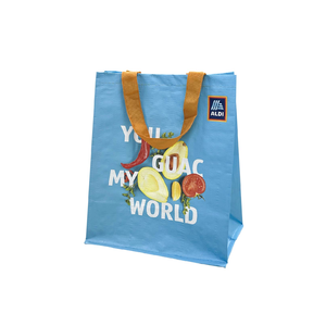 Bolsas de Compra de Polipropileno Tejido Laminado Impresas en Flexografía Reutilizables Personalizadas de Fábrica de Hanoi, Vietnam, con Diseño de Dibujos Animados para Supermercados - Product Image 4