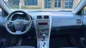 2022 >8L 5 places Volant à gauche Sièges en cuir Boîte automatique Toit ouvrant panoramique Caméra de recul 360° Écran tactile Climatisation Occasion - Product Image 4