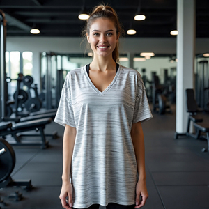 Camiseta de hombro caído para mujer, camiseta de gran tamaño con cuello en V holgada para gimnasio, ropa deportiva para mujer, camiseta de gran tamaño de poliéster 100% para mujer - Product Image 5