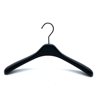 Cintre à vêtements en plastique translucide personnalisé de haute qualité avec logo imprimé, matériau PP/PS, crochet métallique, design multifonctionnel et durable