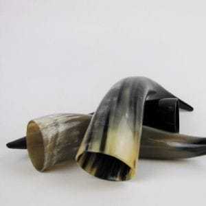 Vasos de chupito vikingo con base de madera hecha a mano natural Vaso de whisky pulido para chupitos de ron y Vodka para fiestas - Product Image 3