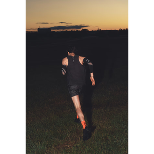 Débardeur pour hommes en vrac vente en gros de couleur unie personnalisée fournisseur OEM ODM coton sans manches Streetwear Fitness Gym chemises OEM du Bangladesh - Product Image 3