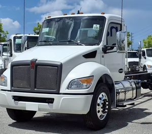 ¡Lo mejor! Camión Kenworth T380 2025 2026 de Eje Único, Cabina y Chasis Usados, Cabina Regular, Bajo Kilometraje, Envío a Todo el Mundo - Product Image 3
