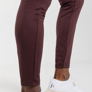 Pantalon de jogging pour homme, dernière collection, couleur rouge, respirant, coupe droite, coton et polyester, léger, style streetwear, broderie. - Product Image 6