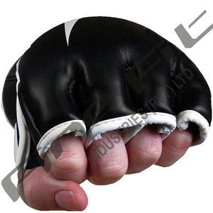 Gants MMA en cuir de qualité supérieure à forte demande entraînement de boxe professionnelle peau de vache demi-doigt meilleur prix conception de marque privée - Product Image 3
