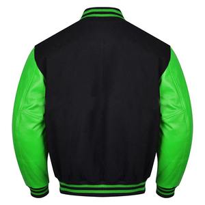 เสื้อแจ็กเก็ตขนสัตว์และโพลีเอสเตอร์มีจำหน่ายสำหรับร้านค้าปลีกแฟชั่น - Product Image 2