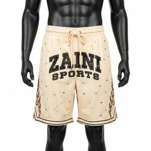 Pantalones cortos de baloncesto premium de malla de poliéster beige de 180 GSM con panel de llama, logotipo de diamantes de imitación en sarga personalizada, pantalones cortos para hombre - Product Image 6