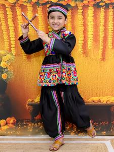 Ensemble assorti pour enfants pakistanais avec pyjama Kurta pour garçons et filles Lehenga pour les mariages, l'Aïd et les événements culturels - Product Image 5