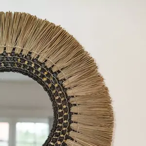 Moonj-Espejo de pared redondo de diseño antiguo, espejo de pared de hierba redondo de lujo para sala de estar, espejo de maquillaje para interior, hogar y hoteles - Product Image 2