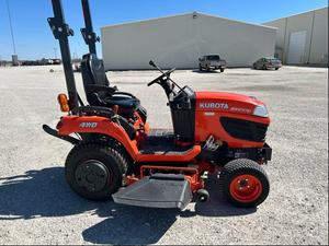 Vente en gros de tracteur Kubota BX2370 avec pelleteuse et chargeur, vente à chaud, prix d'usine, meilleure qualité de machines agricoles à vendre à bon marché - Product Image 4