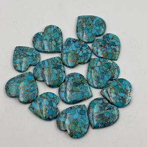 Pierre précieuse turquoise en cuivre bleu naturel de haute qualité personnalisable, forme de cœur lisse, bijoux DIY avec taille personnalisée - Product Image 1