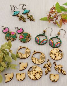 ต่างหูรูปหัวใจทำจากเรซินแผ่นฟอยล์สีทองสีขาวสีดำทรงกลมทรงสี่เหลี่ยมรูปทรงเรขาคณิตทำจากไม้ - Product Image 2