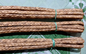 Material de cuerda de jacinto de agua ecológico, perfecto para accesorios de moda y decoración del hogar. - Product Image 5