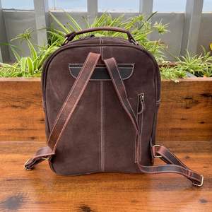 กระเป๋าเป้สะพายหลังหนังกลับแบบเย็บติดสำหรับผู้หญิงกระเป๋าเป้สะพายหลังแบบเย็บติดสำหรับเดินทางแบบตะวันตกแบบซ่อนกระเป๋าแล็ปท็อปหนังวัวสุดหรู - Product Image 4