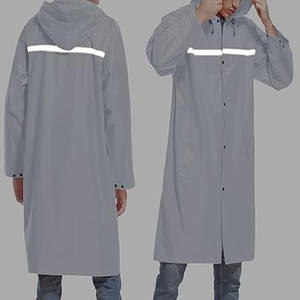 Chaqueta de exterior unisex personalizada con logotipo personalizado y capucha impermeable para hombre, chaqueta cortavientos impermeable fabricada por Dress Sports - Product Image 4