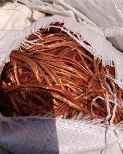 Fil de cuivre de récupération à faible coût, qualité export, grande quantité disponible. - Product Image 1