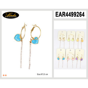 Juego de 3 Pares de Aretes de Moda Linda en Forma de Lágrima, Chapados en Oro, con Piedras de Plástico, Joyería Elegante para Mujer, Tamaño 1.3 cm - Product Image 5