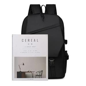 Sac à dos moderne en cuir PU pour hommes Sac à dos en cuir et nylon mélangé Chargement USB Portn Sangle de bagage Poche cachée Résistant à l'eau OEM Logo personnalisé - Product Image 5
