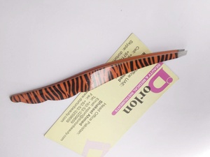 Ensemble de 4 pinces à sourcils de précision personnalisées pince à épiler à sourcils enduite de papier pour la beauté des cheveux vente en gros de pinces à sourcils personnalisées - Product Image 5