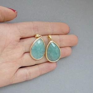 Collier pendentif en argent sterling doré vintage fait à la main avec aventurine, long collier en pierre précieuse verte, élégant collier à pendentif, cadeau - Product Image 1