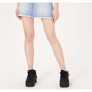 Gonna in denim bicolore per bambina, taglia 3, design casual stampato per primavera estate autunno inverno, a pieghe dritte, modello modesto - Product Image 3