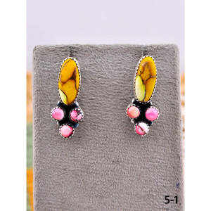 Boucles d'oreilles clous style sud-ouest en argent sterling et pierres multiples, sertissage clos - Product Image 2