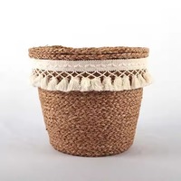 Panier tressé artisanal écologique pour la maison, en jonc de mer naturel et jacinthe d'eau, design flexible, fabrication de précision, panier vietnamien