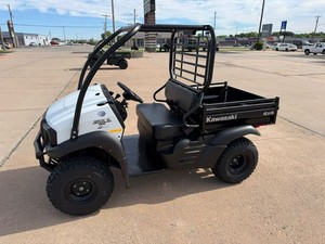 COMPRE AHORA UTV Mule SX 4x4 de 2 Plazas con Capacidad Todoterreno, Motor de 4 Tiempos, Certificado por la EPA y la CEE, con Bloqueo de Diferencial, Listo para Enviar - Product Image 3