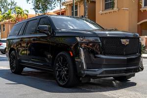 Cadi-llac Esca-lade ESV 4WD Platinum 2022 usado en buen estado - Product Image 5