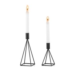 Porte-bougie géométrique contemporain en métal, parfait pour la décoration intérieure moderne, l'éclairage d'ambiance et l'exposition sur table. - Product Image 3