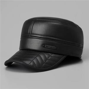 Casquette de baseball chaude d'hiver pour hommes rembourrée épaisse en cuir de grand-père chapeau plat avec protection des oreilles décontractée Style langue de canard - Product Image 2