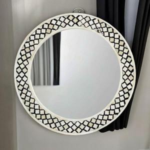 Leaf Design Modern Stylish Handcrafted <b>Glass</b> Eco-Friendly Round <b>Mirror</b> Frame Home Decor Wall Mount <b>Mirror</b> - Product Image 1