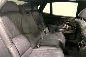 2020ที่ใช้แล้วสำหรับการตกแต่งภายในด้วยหนังสีเข้ม SUV AWD - Product Image 6