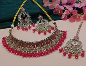 ชุดสร้อยคอและเครื่องประดับชุดเครื่องประดับพร้อมต่างหูแฟนซีพร้อมจี้ห้อยทองดีไซน์ดอกไม้อินเดีย - Product Image 3