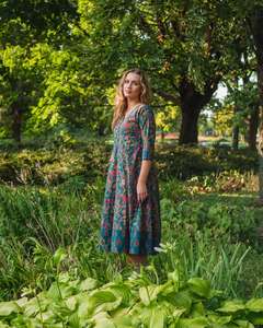 Vestido bohemio hasta la pantorrilla con estampado floral de bosque, verde y rosa, informal, para ocasiones especiales - Product Image 6