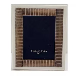 Hot selling resin photo <b>frame</b> with <b>gold</b> dot pattern perfect for office desk display and ideal gift for wedding birthday or party - Product Image 4