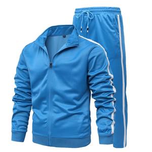 Design pas cher Propre Logo Adult Wear 65% Coton 35% Polyester Survêtement d'échauffement personnalisé de dernière qualité - Product Image 1