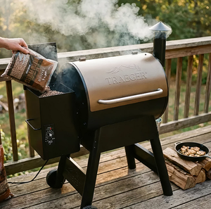 NEW IN STOCK TRAEGERR WOOD <b>FIRE</b> <b>GRILLS</b> PRO Series 22 GRILLBronze - Product Image 1