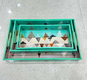 Plateaux de service imbriqués en bois Plateaux en bois de forme rectangulaire pour la cuisine Petit-déjeuner Ensemble de 3 - Product Image 2