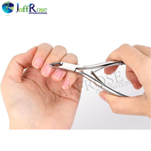 Maquinilla de afeitar profesional de acero inoxidable, pinzas para cutículas afiladas, herramienta de manicura duradera para uñas, dedos de los pies, logotipo láser, uso Personal - Product Image 4