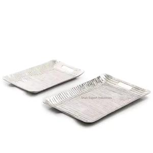 Plateau de service en métal doré populaire avec poignée en forme de rectangle pour la maison et l'hôtel plateaux de service pour aliments et boissons - Product Image 3