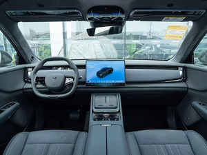 Vehículo Eléctrico VOYAH COURAGE CN, Autonomía de 650 km CLTC, Carga Rápida 5C, Batería de 90-110 kWh, Motor de 150-200 kW, Origen Estadounidense - Product Image 2